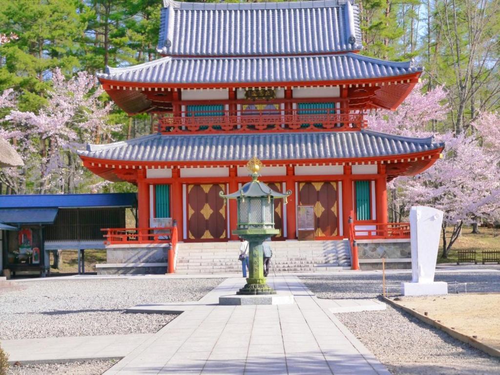 Отель Tateshina Shinyu Onsen Тино Экстерьер фото